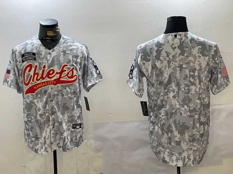 Men's Kansas City Chiefs Team Logo 2024 Arctic Camo Salute to Service Stitched Baseball Jersey,We sell and wholesale Men's Kansas City Chiefs Team Logo 2024 Arctic Camo Salute to Service Stitched Baseball Jersey on line form chian!